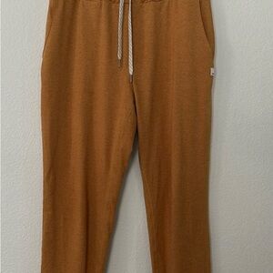 Vuori Joggers, Pants, Medium 6-8, EUC, Mustard Color, Very Soft & Cozy.